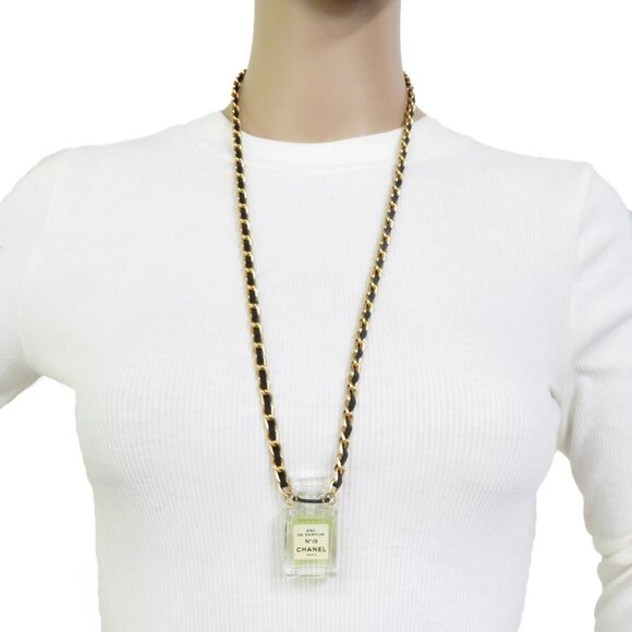Auth CHANEL Perfume Bottle No.19 Necklace Black/Gold/Clear Resin/Leather - Picture 8 of 8